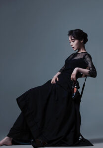 คิมฮีออรา black