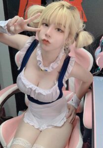 แป้งสามป๋อง สองนิ้ว