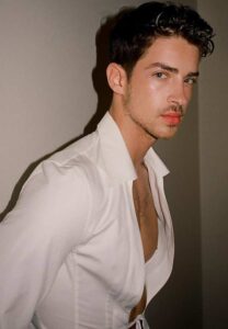 Manu-Rios-นายแบบตาสวย