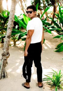 Nick-Nolte-ใส่แว่น