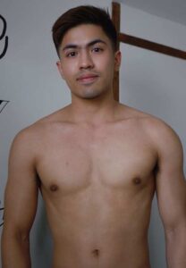 อาร์ม-ธีรกิจ-ถอดเสื้อ