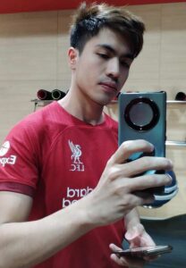 อาร์ม-ธีรกิจ-ถ่ายรูป