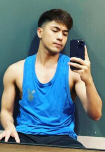 อาร์ม-ธีรกิจ-น่ารัก