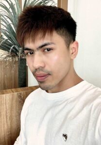 อาร์ม-ธีรกิจ-หน้าหล่อ