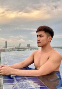 อาร์ม-ธีรกิจ-เผลอ