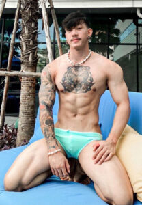 ธัน-ธนารัตน์-รอยสักสวย