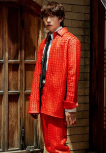 ลีซังฮี-ชุดแดง