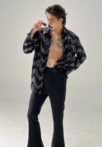 เม้ก อภิสิทธิ์-engaging