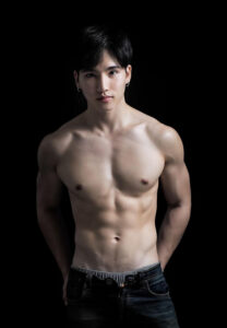 ฟลุ๊ค ปิยะ sixpack