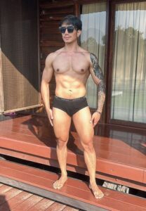 คุณชายก๊อฟ