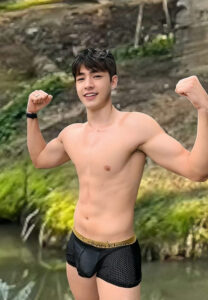 เจ เก้านิ้ว