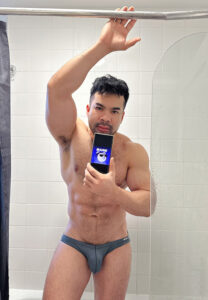 ก้อง ก้องหล้า