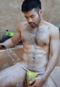 ก้อง ก้องหล้า